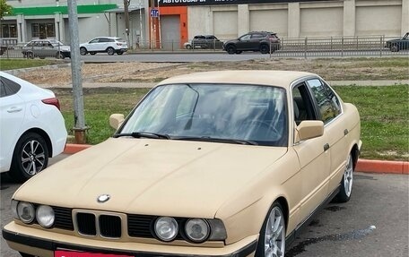 BMW 5 серия, 1991 год, 450 000 рублей, 1 фотография