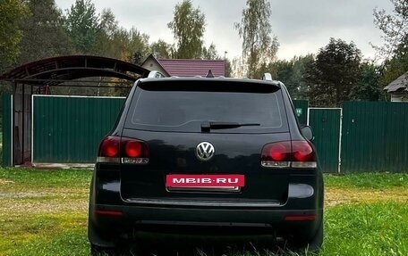 Volkswagen Touareg III, 2009 год, 1 600 000 рублей, 2 фотография