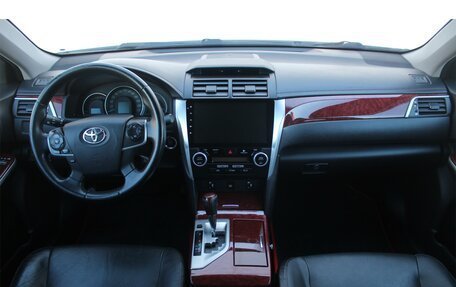 Toyota Camry, 2012 год, 1 800 000 рублей, 7 фотография