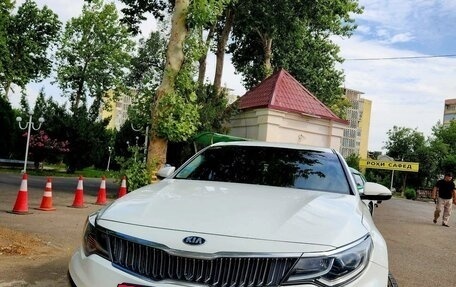 KIA Optima IV, 2019 год, 1 750 000 рублей, 2 фотография