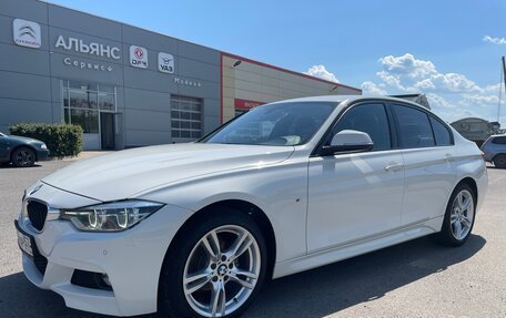 BMW 3 серия, 2018 год, 3 100 000 рублей, 3 фотография