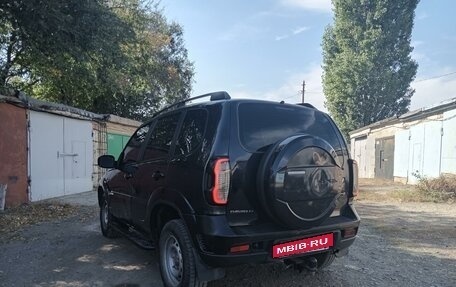 Chevrolet Niva I рестайлинг, 2011 год, 370 000 рублей, 6 фотография