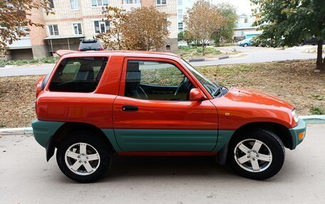 Toyota RAV4, 1998 год, 800 000 рублей, 2 фотография