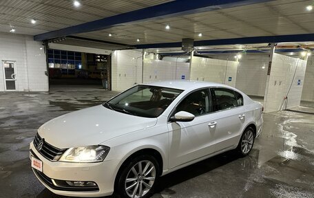 Volkswagen Passat B7, 2012 год, 1 780 000 рублей, 21 фотография