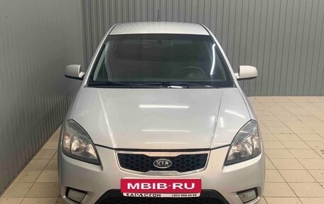 KIA Rio II, 2010 год, 805 000 рублей, 3 фотография