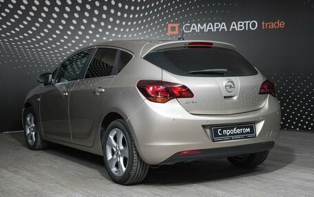 Opel Astra J, 2011 год, 923 000 рублей, 4 фотография