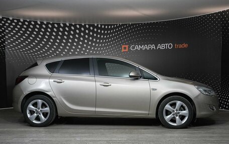 Opel Astra J, 2011 год, 923 000 рублей, 5 фотография