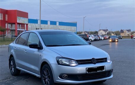 Volkswagen Polo VI (EU Market), 2011 год, 680 000 рублей, 16 фотография