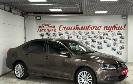 Volkswagen Jetta VI, 2012 год, 1 429 000 рублей, 1 фотография