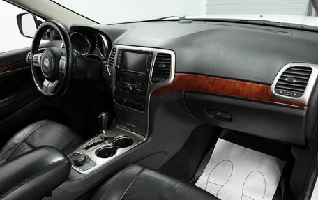 Jeep Grand Cherokee, 2012 год, 2 030 000 рублей, 13 фотография