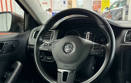 Volkswagen Jetta VI, 2012 год, 1 429 000 рублей, 13 фотография