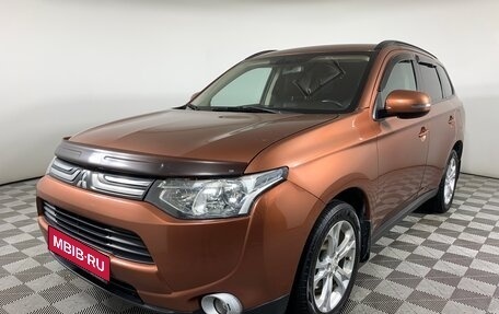 Mitsubishi Outlander III рестайлинг 3, 2012 год, 1 330 000 рублей, 1 фотография