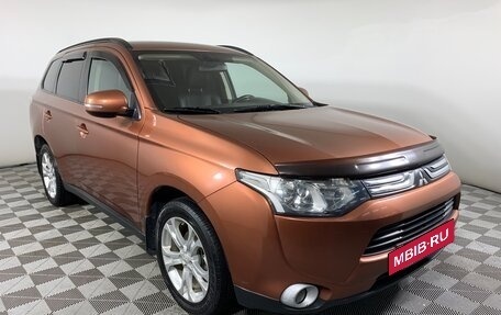 Mitsubishi Outlander III рестайлинг 3, 2012 год, 1 330 000 рублей, 3 фотография