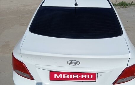 Hyundai Solaris II рестайлинг, 2016 год, 575 000 рублей, 2 фотография