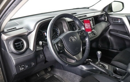 Toyota RAV4, 2016 год, 2 799 000 рублей, 9 фотография