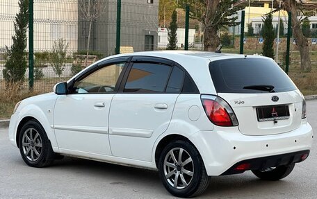 KIA Rio II, 2011 год, 897 000 рублей, 21 фотография