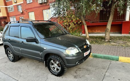 Chevrolet Niva I рестайлинг, 2018 год, 890 000 рублей, 24 фотография