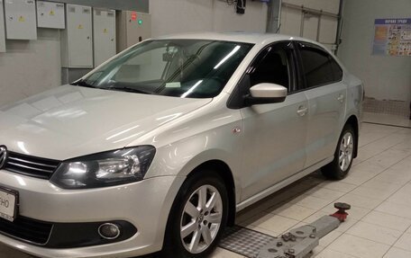 Volkswagen Polo VI (EU Market), 2015 год, 929 000 рублей, 1 фотография