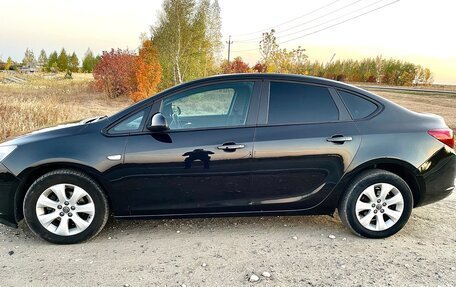 Opel Astra J, 2013 год, 1 150 000 рублей, 4 фотография