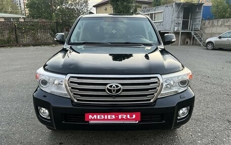 Toyota Land Cruiser 200, 2012 год, 3 400 000 рублей, 3 фотография