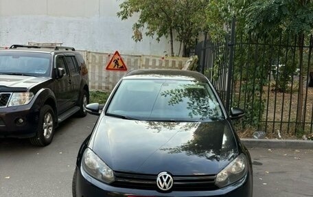 Volkswagen Golf VI, 2012 год, 830 000 рублей, 2 фотография