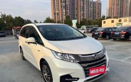 Honda Odyssey IV, 2021 год, 2 800 000 рублей, 2 фотография