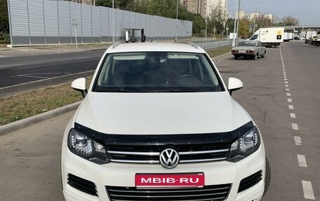 Volkswagen Touareg III, 2011 год, 2 600 000 рублей, 1 фотография