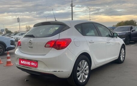 Opel Astra J, 2013 год, 1 000 000 рублей, 3 фотография