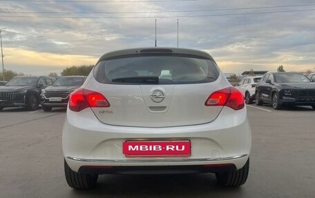 Opel Astra J, 2013 год, 1 000 000 рублей, 4 фотография