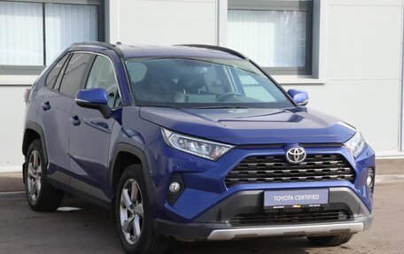 Toyota RAV4, 2021 год, 3 499 000 рублей, 3 фотография