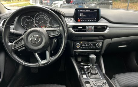 Mazda 6, 2016 год, 2 200 000 рублей, 6 фотография