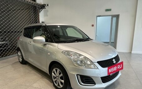 Suzuki Swift IV, 2014 год, 845 000 рублей, 2 фотография