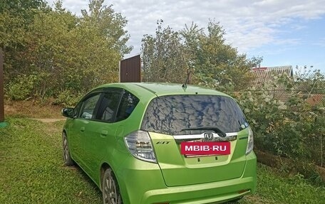 Honda Fit III, 2010 год, 720 000 рублей, 3 фотография