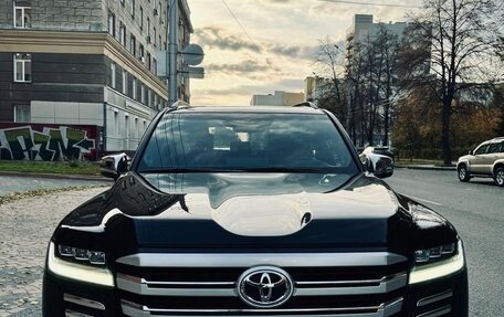 Toyota Land Cruiser, 2021 год, 14 000 000 рублей, 2 фотография