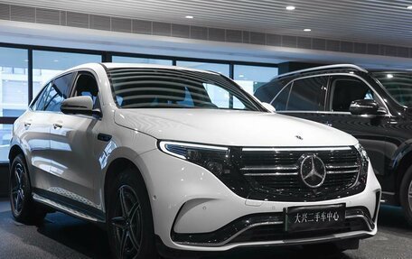 Mercedes-Benz EQC, 2021 год, 4 420 000 рублей, 2 фотография