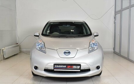 Nissan Leaf I, 2011 год, 699 999 рублей, 2 фотография