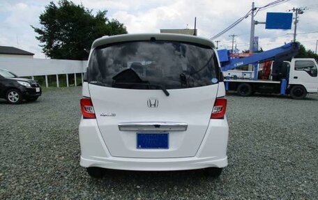 Honda Freed I, 2015 год, 1 050 000 рублей, 5 фотография