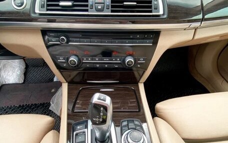 BMW 7 серия, 2011 год, 2 200 000 рублей, 11 фотография