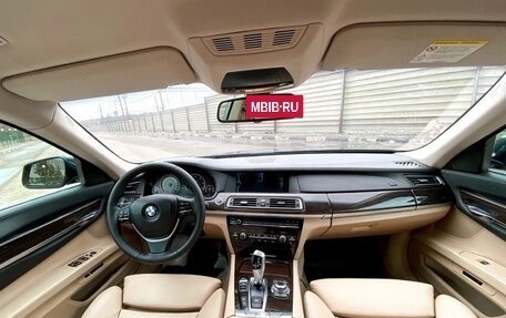 BMW 7 серия, 2011 год, 2 200 000 рублей, 9 фотография