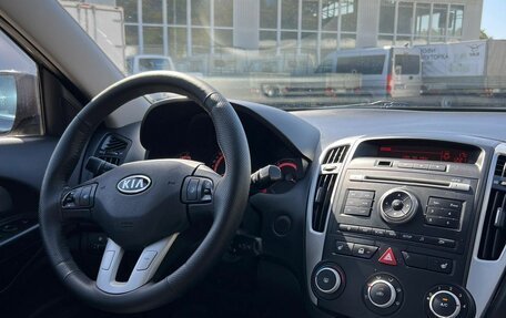 KIA cee'd I рестайлинг, 2011 год, 850 000 рублей, 10 фотография