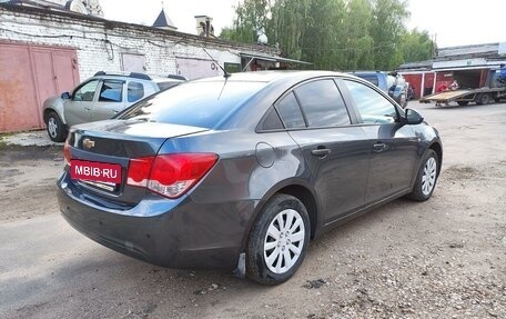 Chevrolet Cruze II, 2011 год, 730 000 рублей, 7 фотография