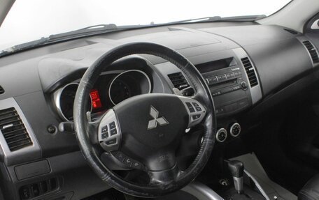 Mitsubishi Outlander III рестайлинг 3, 2007 год, 999 000 рублей, 13 фотография