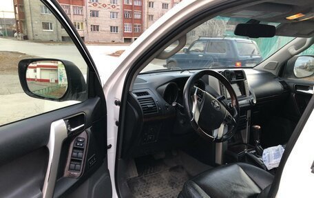 Toyota Land Cruiser Prado 150 рестайлинг 2, 2010 год, 3 100 000 рублей, 7 фотография