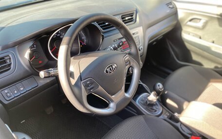 KIA Rio III рестайлинг, 2015 год, 959 000 рублей, 15 фотография