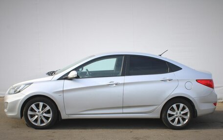 Hyundai Solaris II рестайлинг, 2012 год, 820 000 рублей, 4 фотография