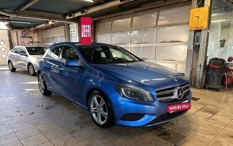 Mercedes-Benz A-Класс, 2013 год, 1 490 000 рублей, 3 фотография