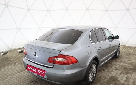 Skoda Superb III рестайлинг, 2012 год, 1 150 000 рублей, 3 фотография