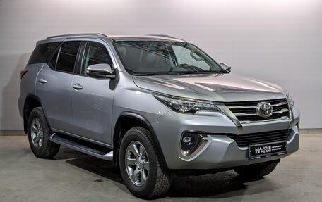 Toyota Fortuner II, 2018 год, 3 790 000 рублей, 3 фотография