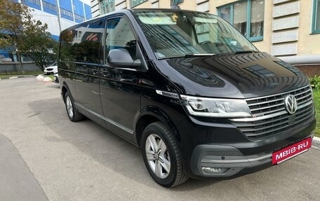 Volkswagen Multivan T6 рестайлинг, 2021 год, 6 150 000 рублей, 3 фотография