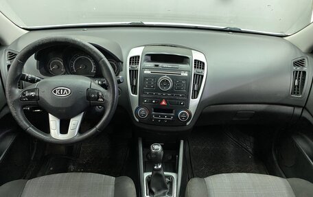 KIA cee'd I рестайлинг, 2011 год, 649 000 рублей, 8 фотография